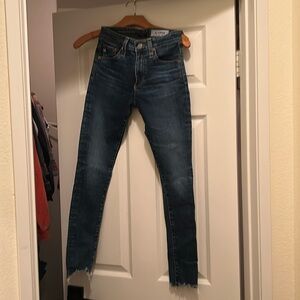 AG FARRAH SKINNY ANKLE JEANS